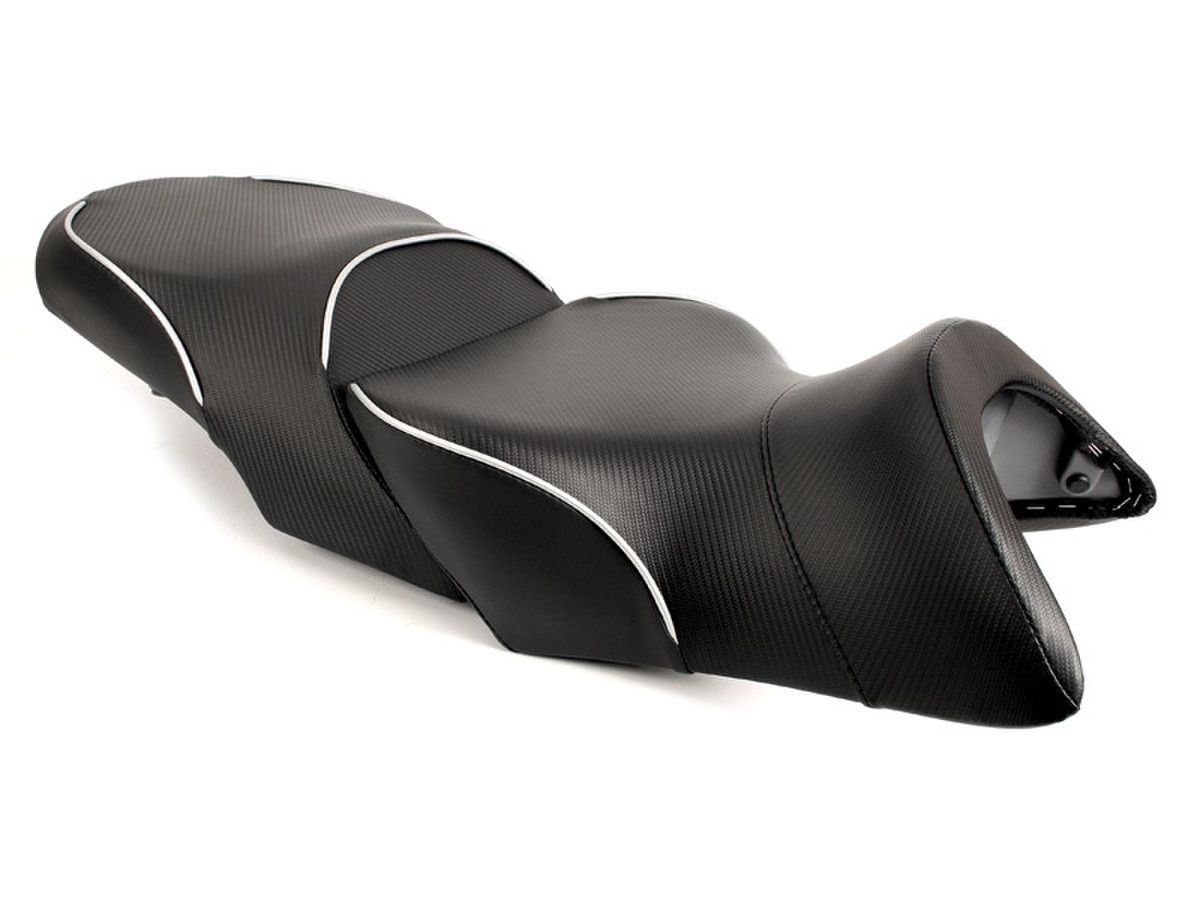 World Sport on the R 1200 RT - Standard Version (Shown with CarbonFX and metallic silver welt.)